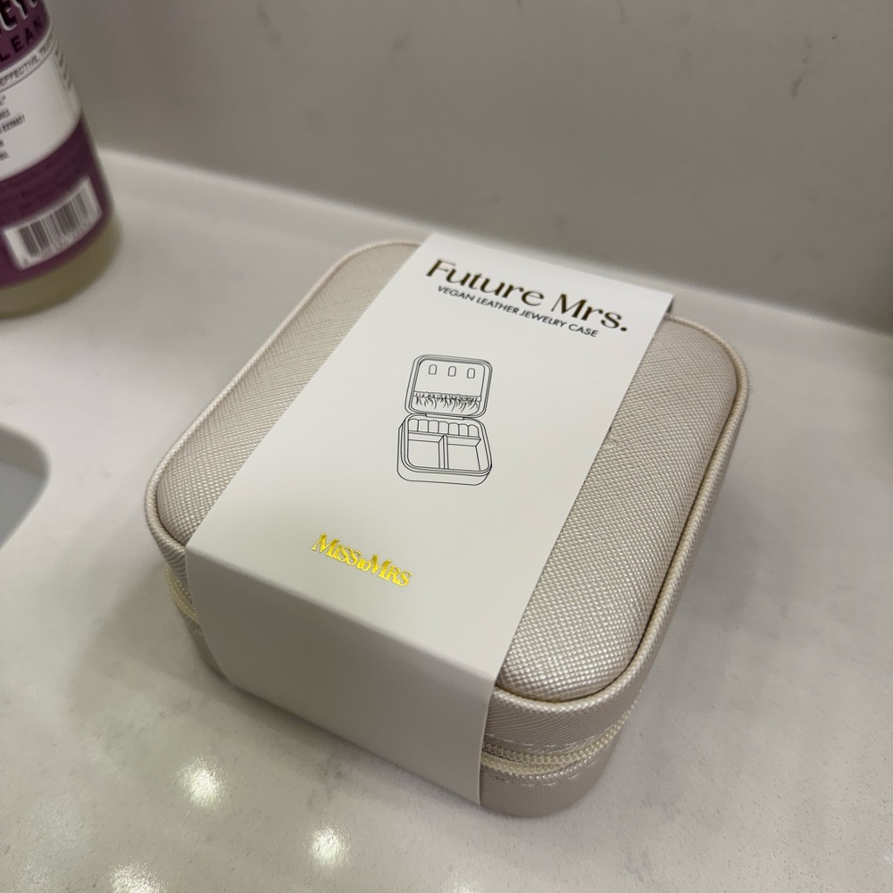 Miss to Mrs Vegan Leather Jewelry Case